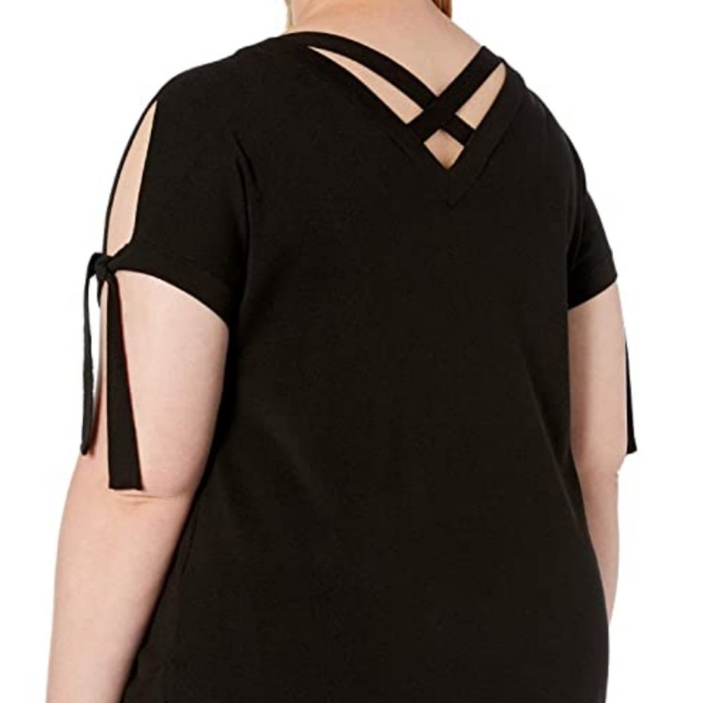 Anne Klein Criss Cross Back Knit Top 1X Black